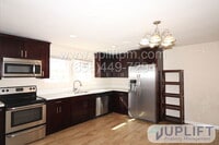 Building Photo - 950 B St