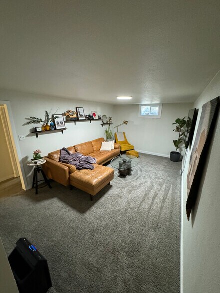 Building Photo - 1523 S Fountain St