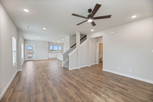 Building Photo - AVAILABLE NOW! 3 BEDROOM TRIPLEX LOT LOCATED ON 1-ACRE LOT IN MIDLOTHIAN, TX!