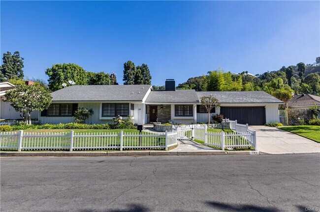 Building Photo - 784 Lockearn St