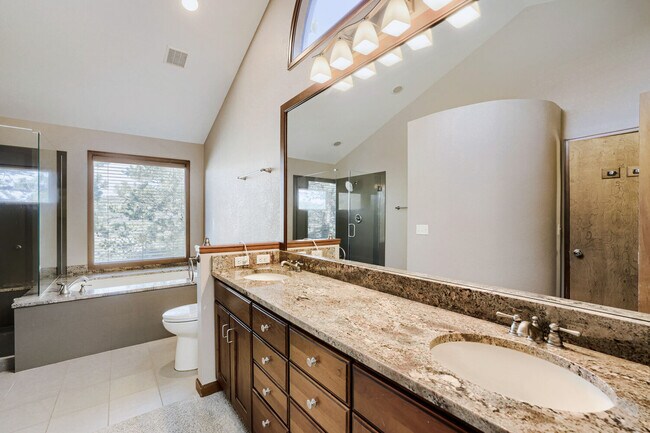 Building Photo - 21648 Mountsfield Dr