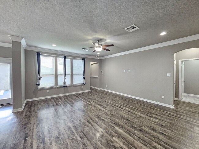 Building Photo - NEW IN MANAGEMENT - AVAILABLE NOW!