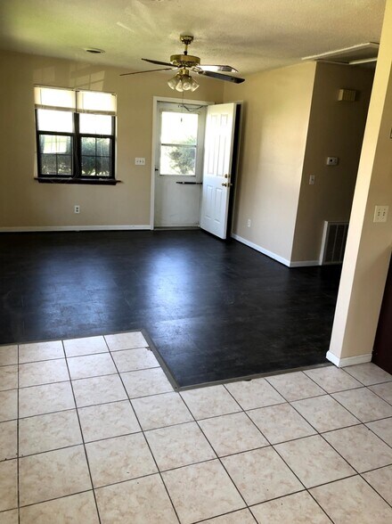 Building Photo - 2513 N 17th St