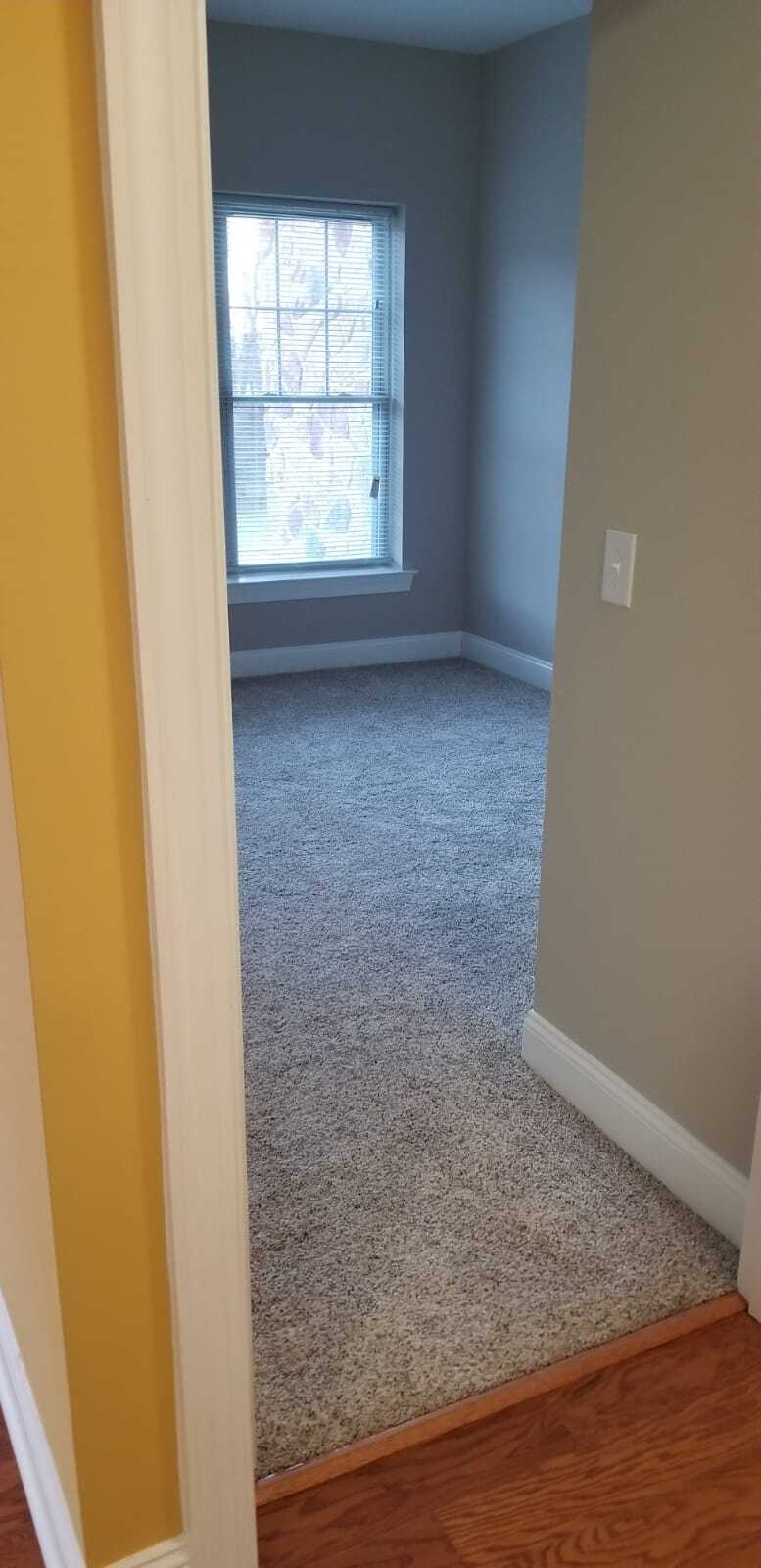 Building Photo - 2000 Fountainview Cir