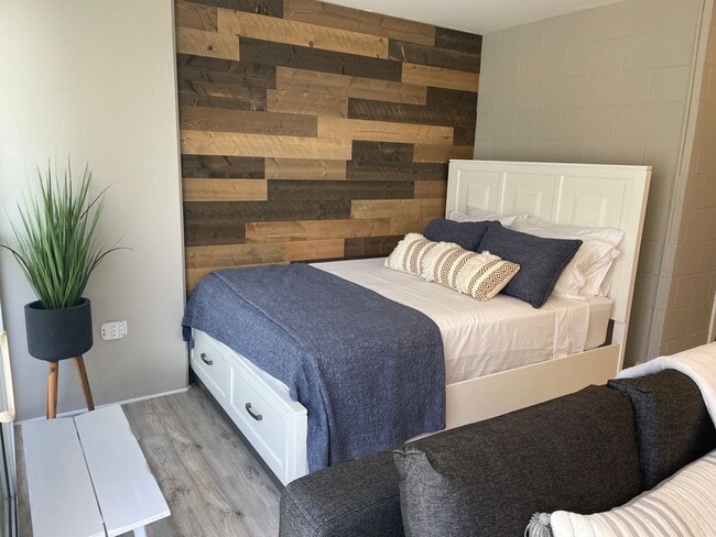 Building Photo - Modern Waikiki Studio with Stylish Upgrades & Spacious Lanai