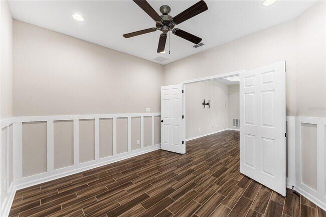 Building Photo - 3300 Sagebrush St