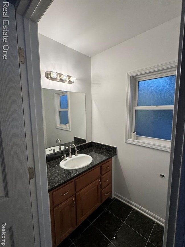 Building Photo - 7889 Chilson Rd