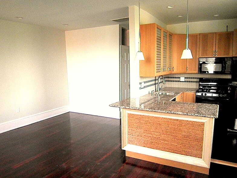 Partial living room with kitchen - 301 M St NW