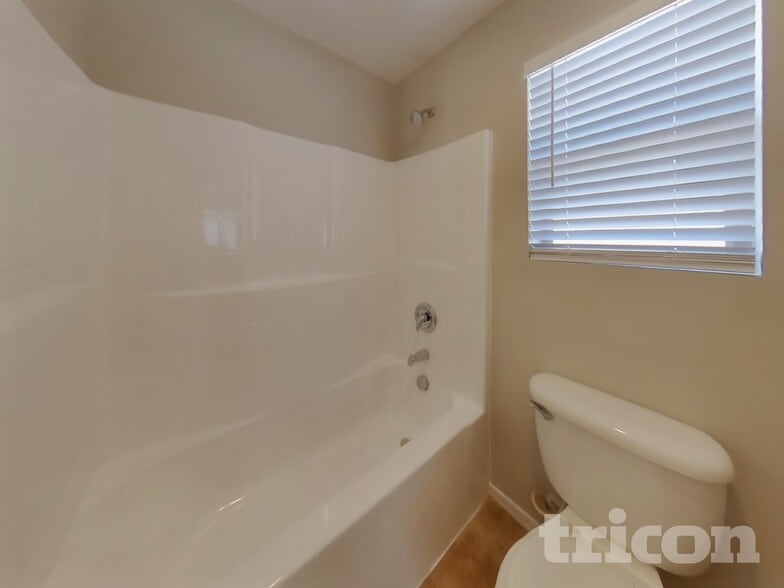 Building Photo - 1627 W Prospector Way