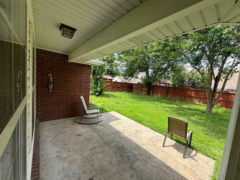 Building Photo - 312 Edgehill Ave