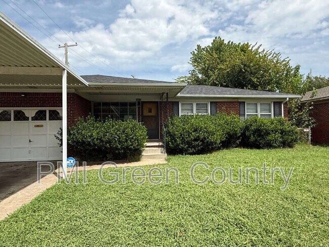 Primary Photo - 10611 E 4th Pl