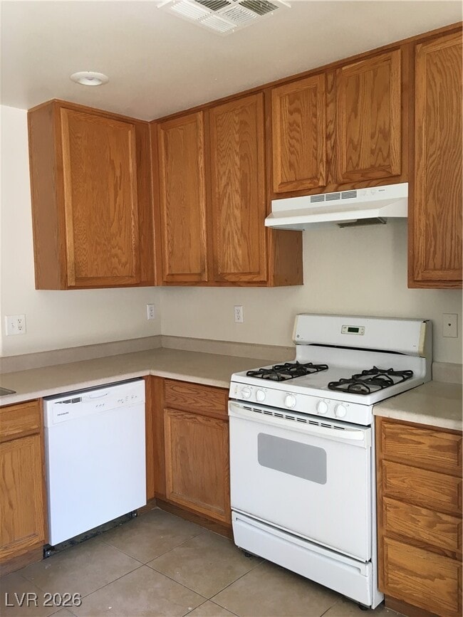 Building Photo - 3123 Inlet Bay Ave