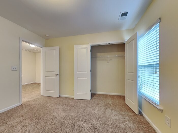 Building Photo - 231 Jimmy Love Ln