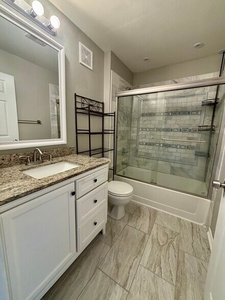 Building Photo - 18169 Sterling Gate Cir