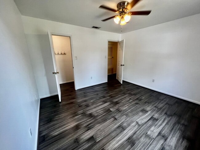 Building Photo - 9 Blue Marlin Cove
