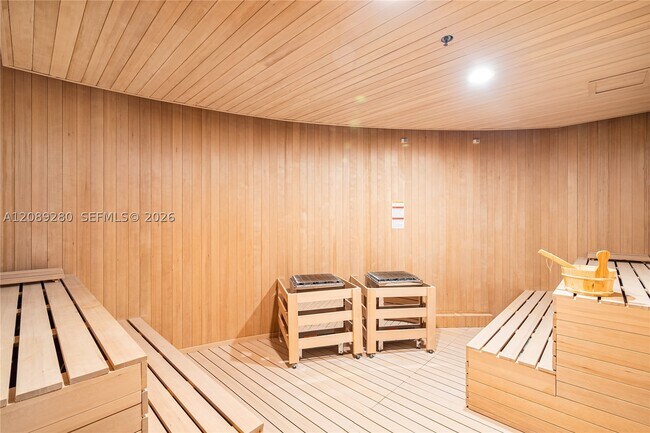 Building Photo - 300 Biscayne Blvd