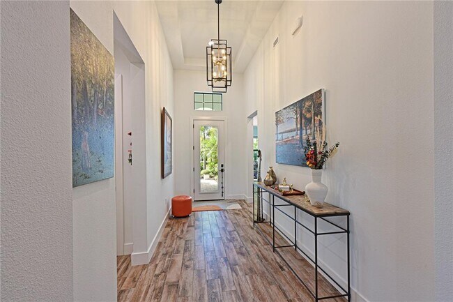 Building Photo - 8013 Clearwater Ct