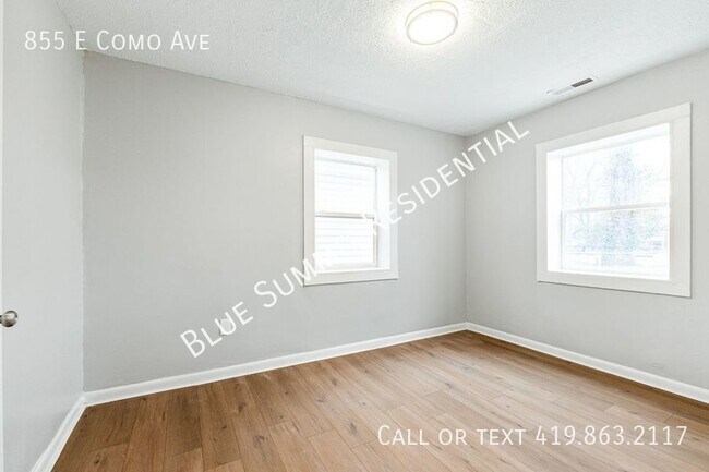 Building Photo - 855 E Como Ave