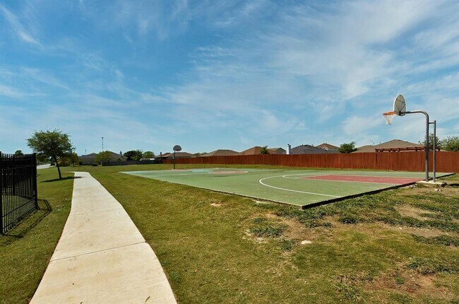 Building Photo - 148 Alpha