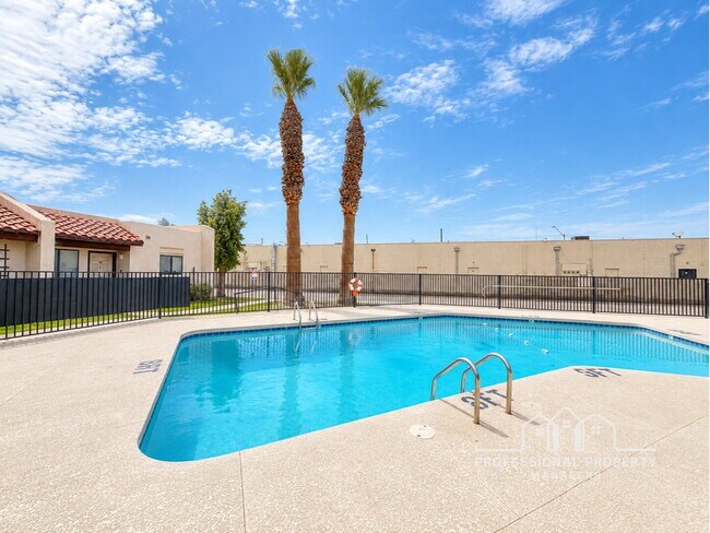 Building Photo - 2-bedroom, 2-bathroom home in Casitas Del Valle Townhouses