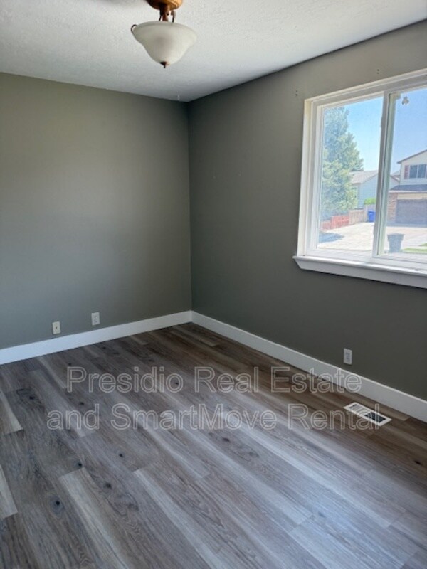 Building Photo - 3526 W 5585 S