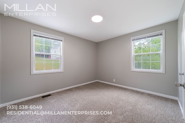 Building Photo - Cozy Living with Outdoor Space & Everyday Convenience - Enjoy Your First Month FREE with a 13-Mon...