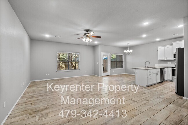 Building Photo - The Perfect Rental in Rupple Meadows!