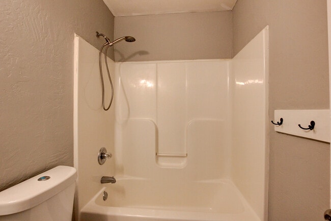 Building Photo - 3696 S Naples Ct