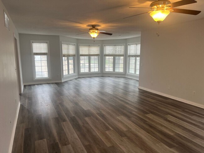 Building Photo - Dramatic Copper Mill Home with Huge Formal Living and Dining Rooms