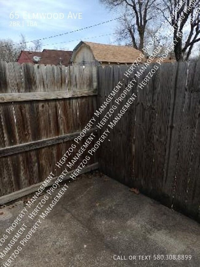 Building Photo - 65 Elmwood Ave