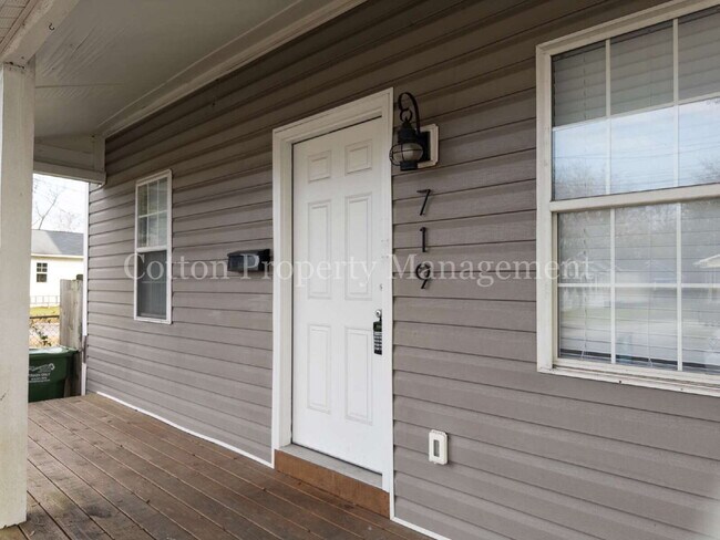 Building Photo - 2BR/2BA Home in Downtown Wilmington - $1,500/month- Pet Friendly*