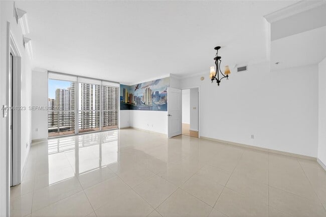 Building Photo - 325 S Biscayne Blvd