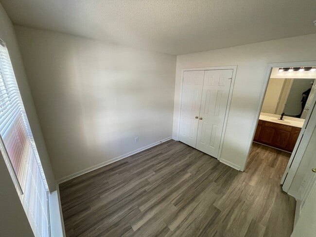 Building Photo - 6228 Sid Crane Dr