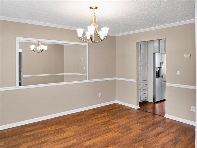 Building Photo - 3725 Crescent Walk Ln NE
