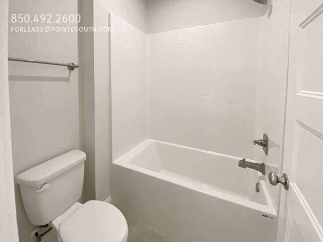 Building Photo - 12223 Eagle Dr