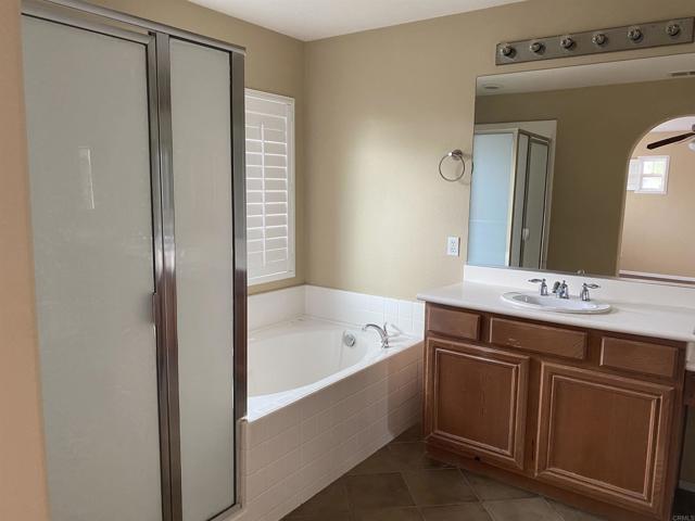 Building Photo - 1446 Yellowstone Ave