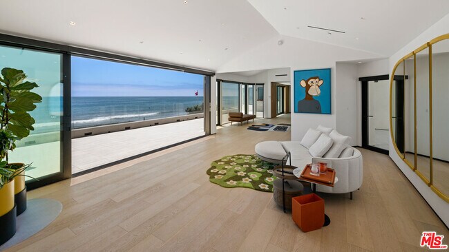 Building Photo - 31100 Broad Beach Rd