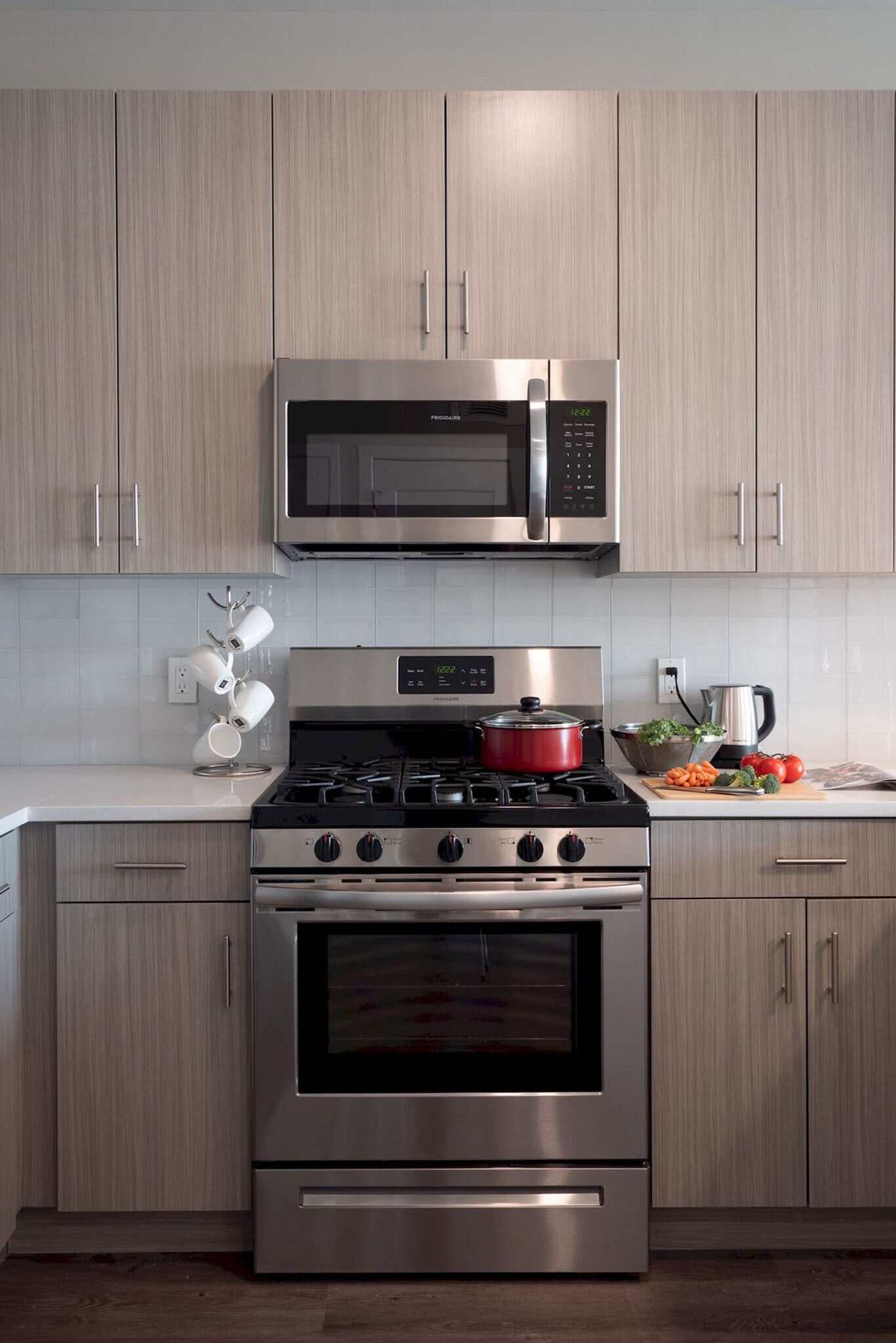 Building Photo - 22 Gold St