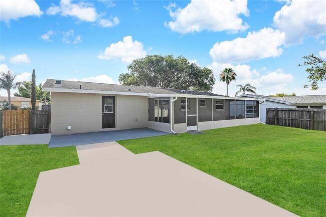Building Photo - 9236 Rainbow Ln