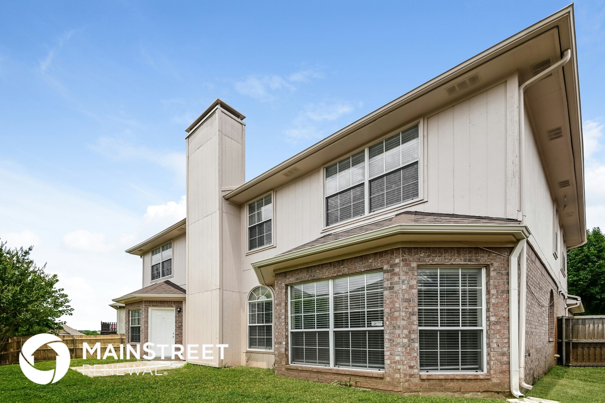 Building Photo - 1109 Brevito Dr