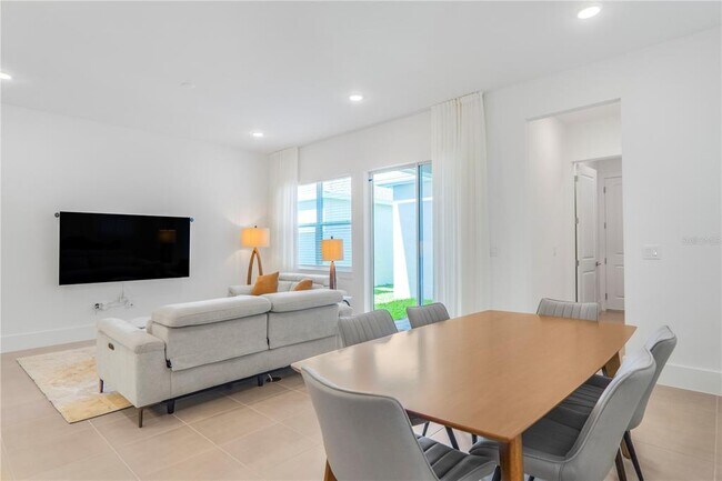 Building Photo - 15567 Gentle Rain Dr