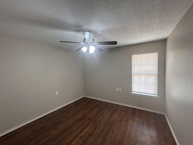 Building Photo - 7803 Avenue J