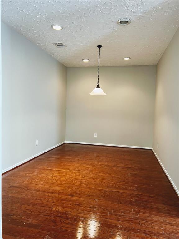 Building Photo - 7415 Hollister Ridge