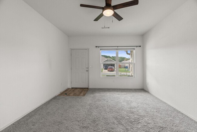 Building Photo - 10313 Brandi Kay Dr