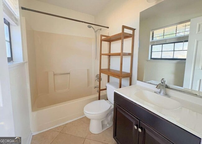 Building Photo - 238 Merriwood Cir