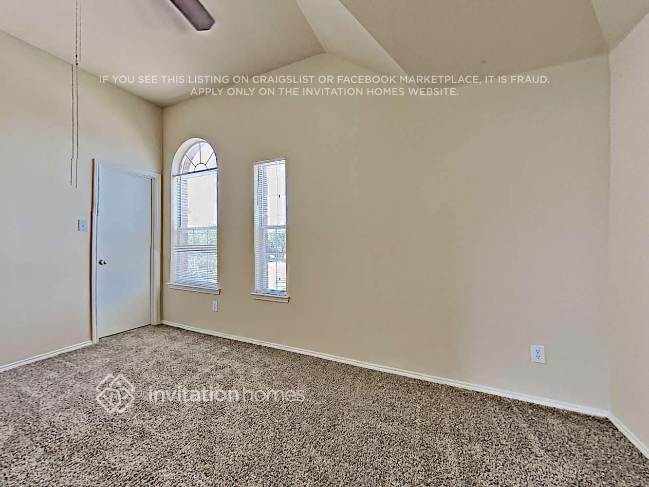 Building Photo - 1000 Pebblecreek Dr