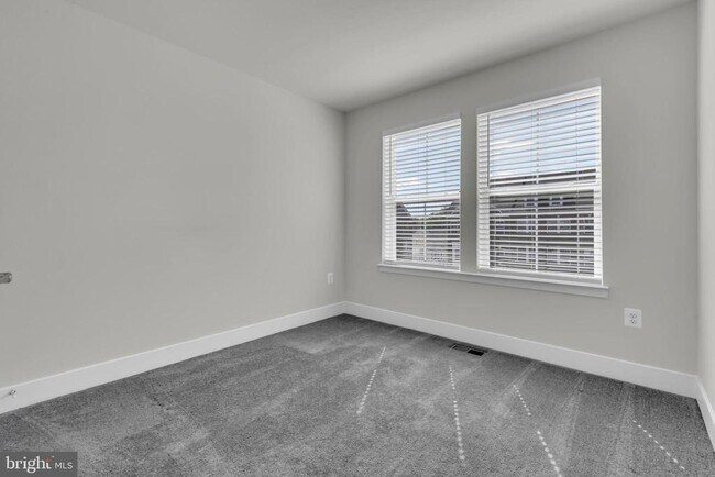 Building Photo - 5754 Frederick Douglas Pl