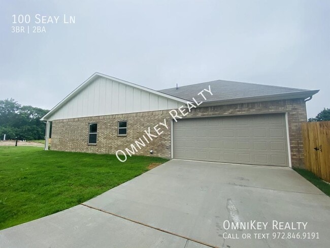 Building Photo - 100 Seay Ln