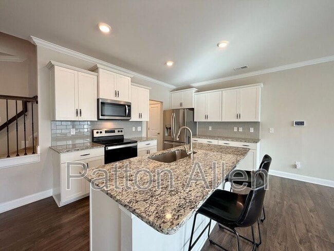 Building Photo - 567 Big Sur Lp