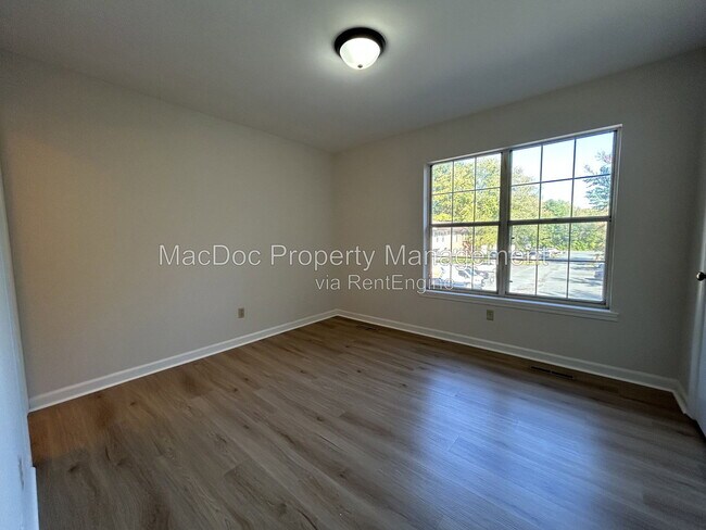 Building Photo - 16134 Clarence Ct